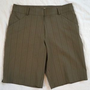 Nike Golf Tech Dri-Fit Flat Front Green Shorts